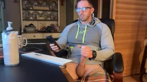 murdockjones7989 online show from November 18, 8:40 am