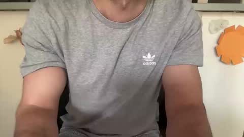 musclehair3 online show from March 27, 9:21 am