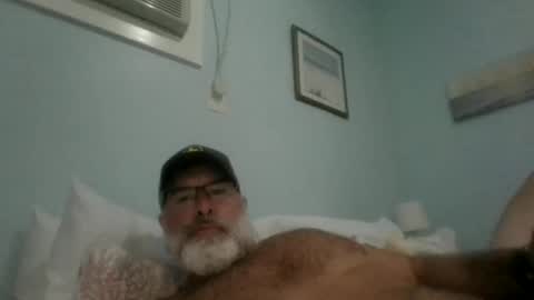 Snapshot of musclemeat41 chatting on September 16, 6:31 pm musclemeat41 online show from September 16, 6:31 pm