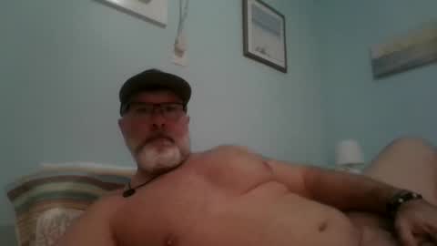 Snapshot of musclemeat41 chatting on February 12, 6:09 pm musclemeat41 online show from February 12, 6:09 pm