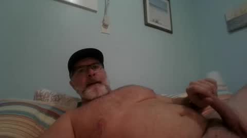 Snapshot of musclemeat41 chatting on December 7, 8:27 pm musclemeat41 online show from December 7, 8:27 pm