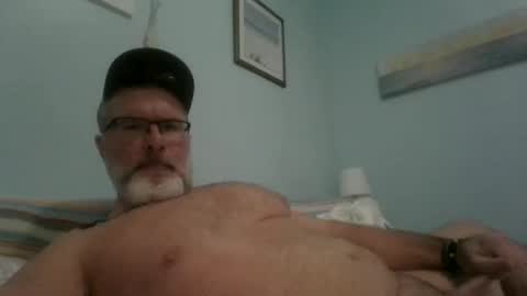 Snapshot of musclemeat41 chatting on February 17, 6:15 pm musclemeat41 online show from February 17, 6:15 pm