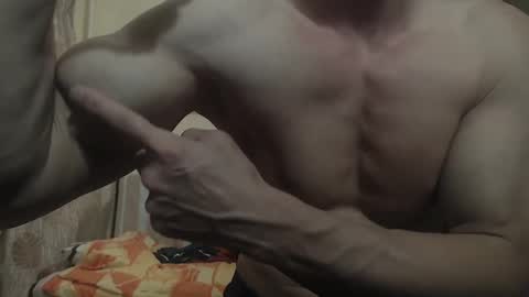 Snapshot of musculargod chatting on March 4, 11:54 pm SexyMuscled online show from March 4, 11:54 pm