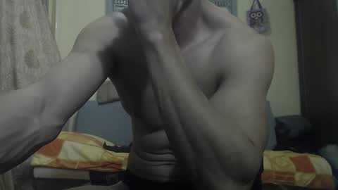 Snapshot of musculargod chatting on December 19, 9:49 pm SexyMuscled online show from December 19, 9:49 pm