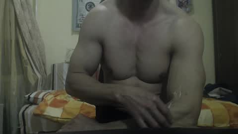 Snapshot of musculargod chatting on January 21, 10:08 pm SexyMuscled online show from January 21, 10:08 pm