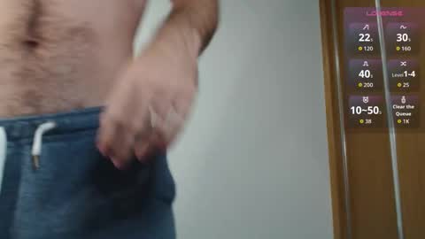 Snapshot of myhairymacho chatting on October 14, 9:33 pm Juan OF myhairymacho online show from October 14, 9:33 pm