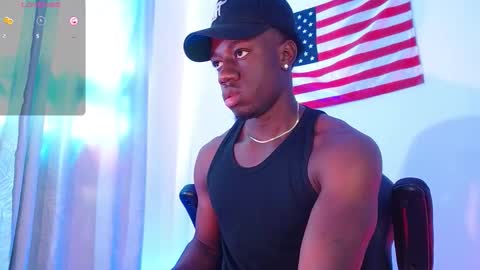 Mylo Wallace  online show from December 22, 5:32 pm