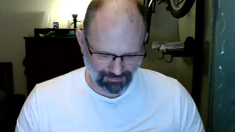 Tony online show from October 31, 4:14 am