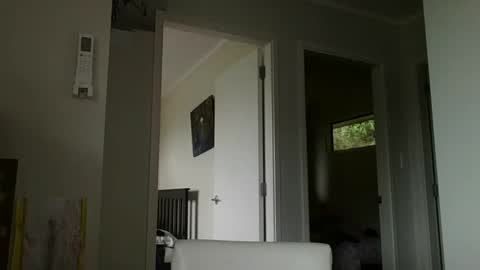 myth_wang online show from April 13, 12:00 am