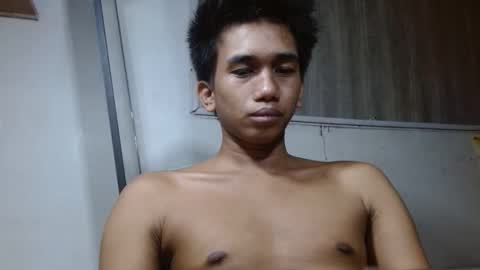 nachos072800 online show from April 2, 4:48 pm