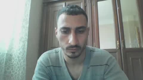 V online show from February 10, 1:01 pm