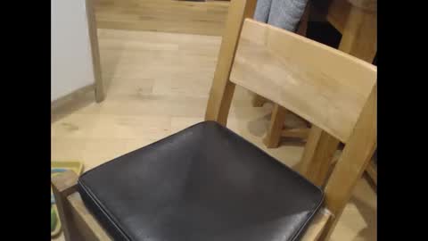 Snapshot of naide chatting on February 19, 8:20 pm Naide online show from February 19, 8:20 pm