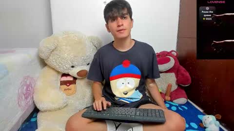  N A I M T H E  K I N G  online show from February 28, 2:21 am