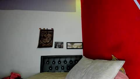 nara_69 online show from October 18, 6:29 am