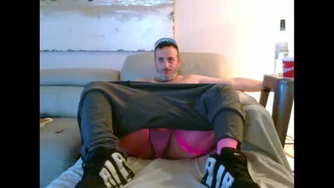 nassobout online show from October 11, 9:19 pm