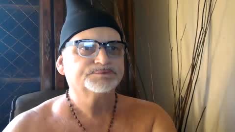 Daddy online show from March 9, 4:00 pm