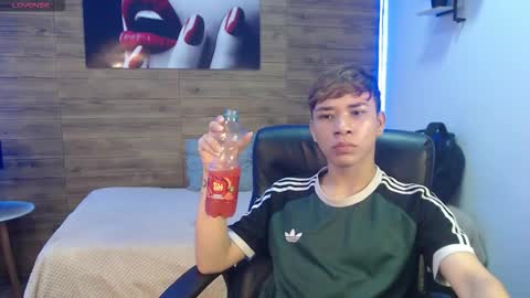 nathanclay online show from February 11, 3:22 am