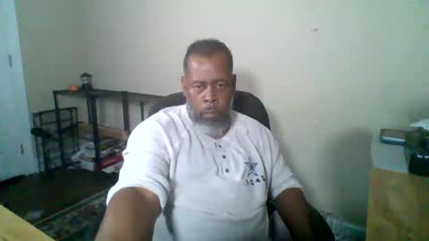 Snapshot of ncmale2021 chatting on October 7, 2:04 am Terry online show from October 7, 2:04 am