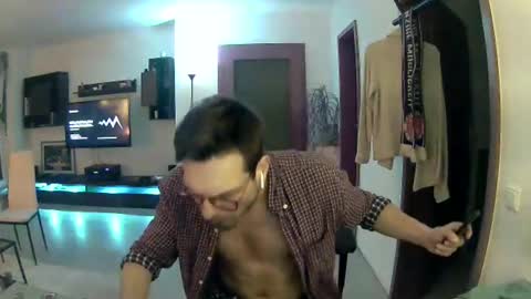 Sebastian online show from February 15, 8:17 pm