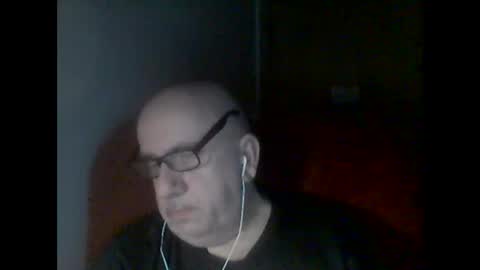 Tom online show from February 2, 12:40 am