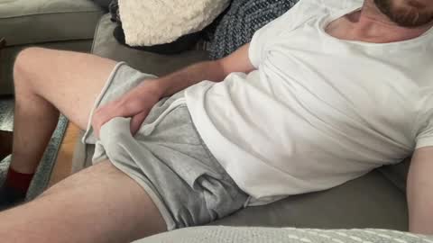 nehornyguy1 online show from December 7, 5:09 pm