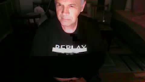 neno89654 online show from October 6, 11:37 am