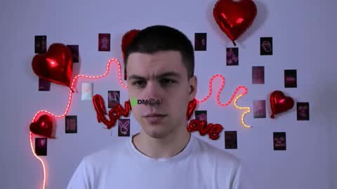 neo_raze_ online show from February 15, 7:44 pm