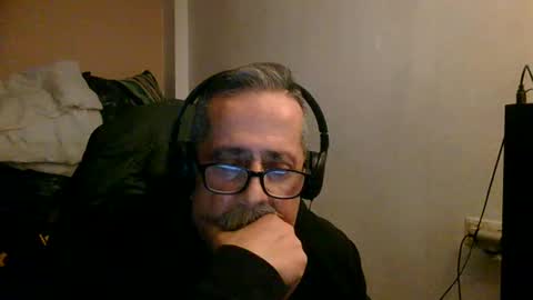 neron401 online show from February 16, 9:35 pm