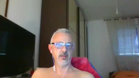 Snapshot of nevenerabis chatting on March 6, 4:38 pm nevenerabis online show from March 6, 4:38 pm