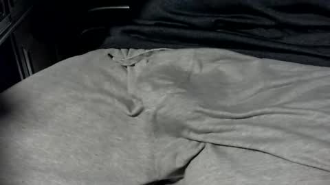 nevrsaynevr2000 online show from October 7, 1:04 pm