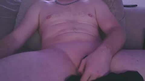 Snapshot of newkammer87 chatting on October 8, 6:56 pm Lance Hardwood online show from October 8, 6:56 pm