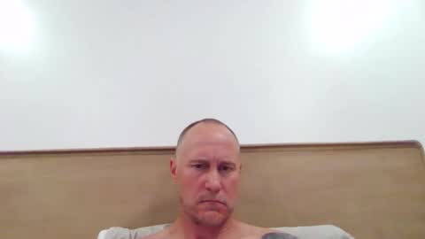 amandandhisgirl online show from February 19, 3:25 am