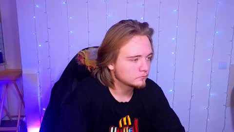 nexxxusme online show from February 3, 2:53 am