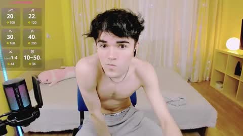 Snapshot of nic_ky chatting on March 1, 6:48 am Nick PVT is open FanslyTwitter - Nic kycb online show from March 1, 6:48 am