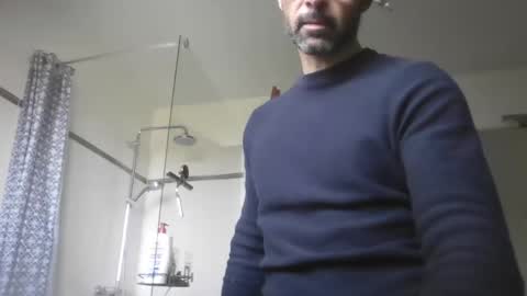 nicefrenchguy79 online show from November 5, 9:22 am