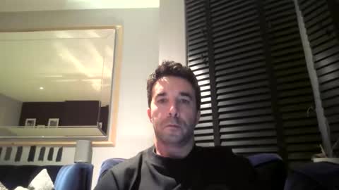 James online show from October 25, 10:44 pm