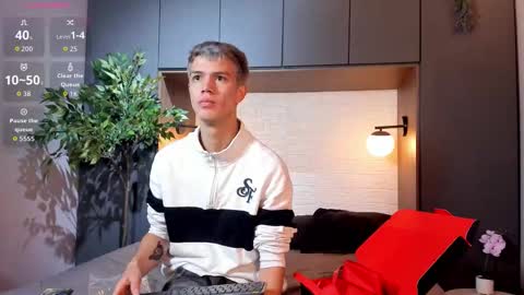 Nick  online show from October 19, 12:19 pm