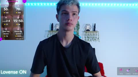 Nick  online show from April 9, 2:01 pm