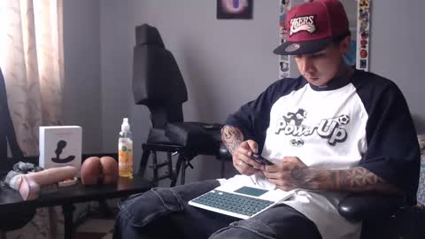 Nickhot0609 online show from January 12, 8:14 pm