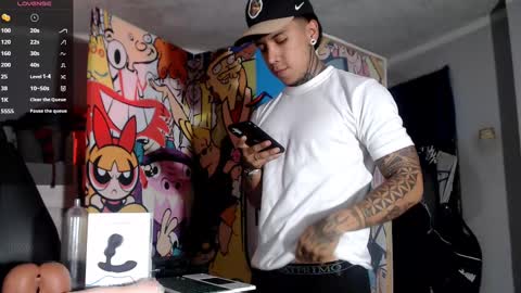 Nickhot0609 online show from February 12, 9:43 pm