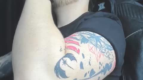 nicktattoomaster online show from April 10, 4:58 pm