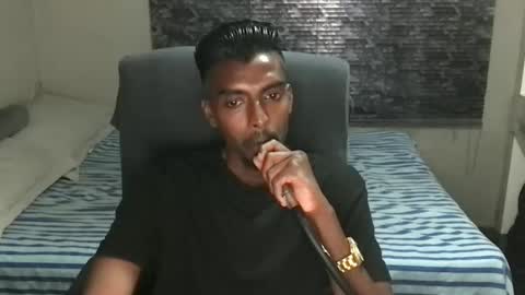 james online show from November 21, 8:08 pm