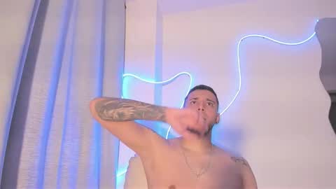 Nicolas online show from February 3, 7:24 am