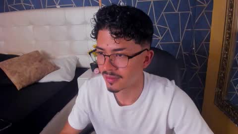 Nicolai online show from March 26, 7:18 pm