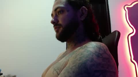 nicolas online show from December 12, 4:15 am