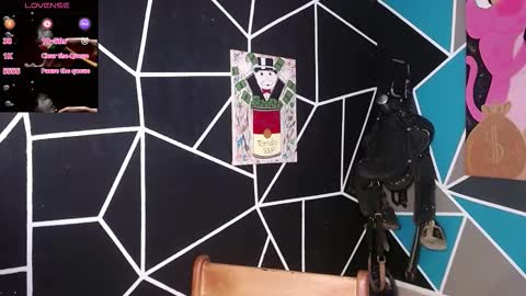 nicolas online show from November 20, 12:26 pm