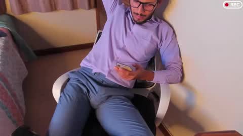 nicolasrodrii online show from January 17, 12:13 am