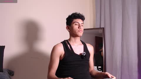 Nico y Mark online show from December 2, 5:10 am