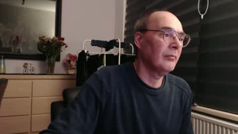 nightkeeper63 online show from November 1, 12:36 am