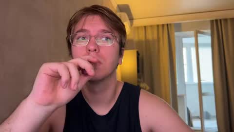 Celine online show from November 13, 11:15 am